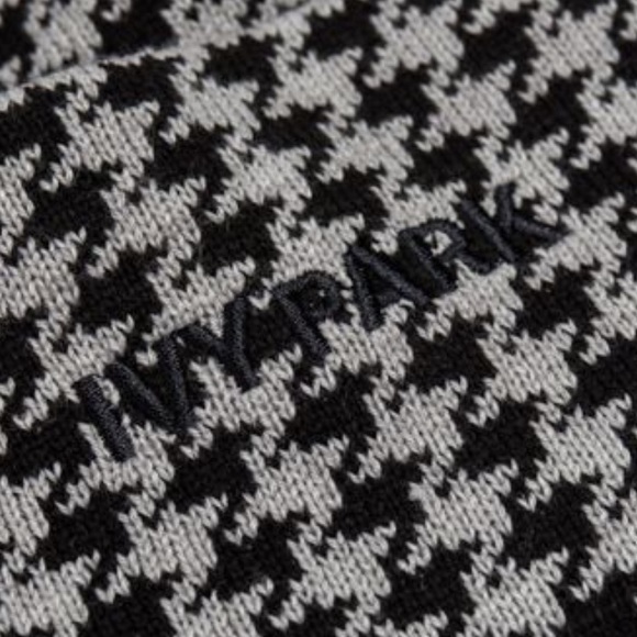 🐝 IVY PARK/ ADIDAS “HALLS OF IVY” Beanie Cap - Picture 5 of 7